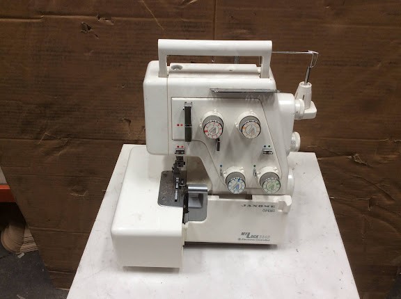 Janome MyLock 234D overlocker Sewing Machine