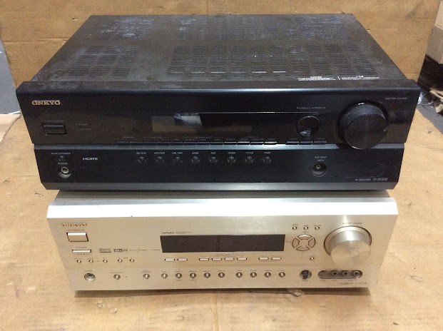 Onkyo TX-SR308&TX-SR700 AV Receiver (Lot of 2)