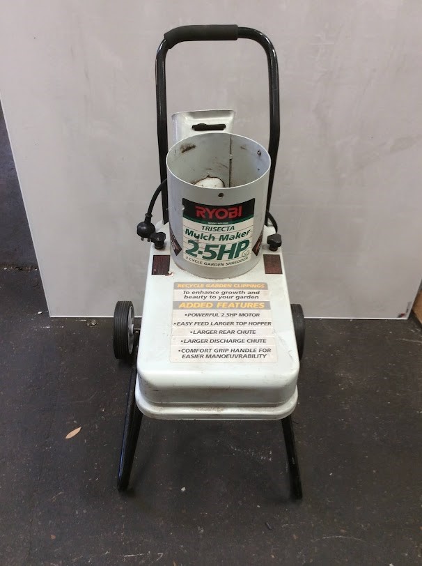 Ryobi RGS2000 Trisecta Mulch Maker Electric Garden Shredder