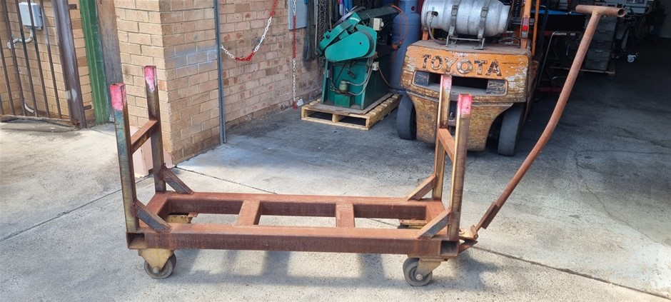 Steel Trolley for Long Bar Movement