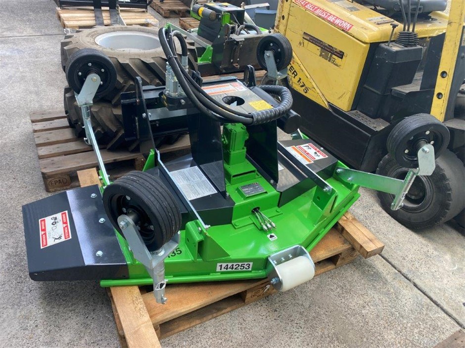 Unused 2021 Muratori Mini Loader Hydraulic Finishing Mower Deck Attachment