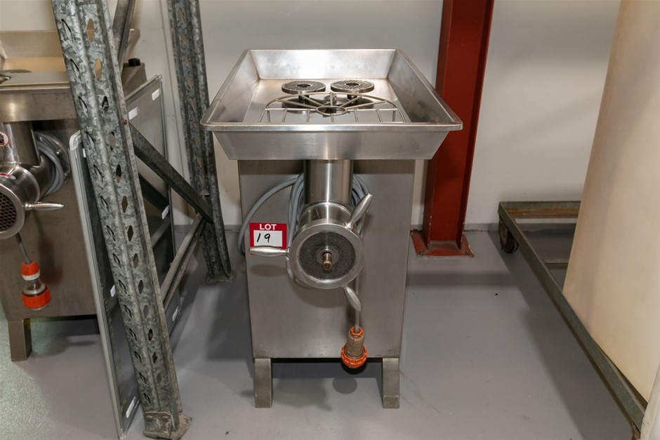 Avanti TC42 Mincer Commercial