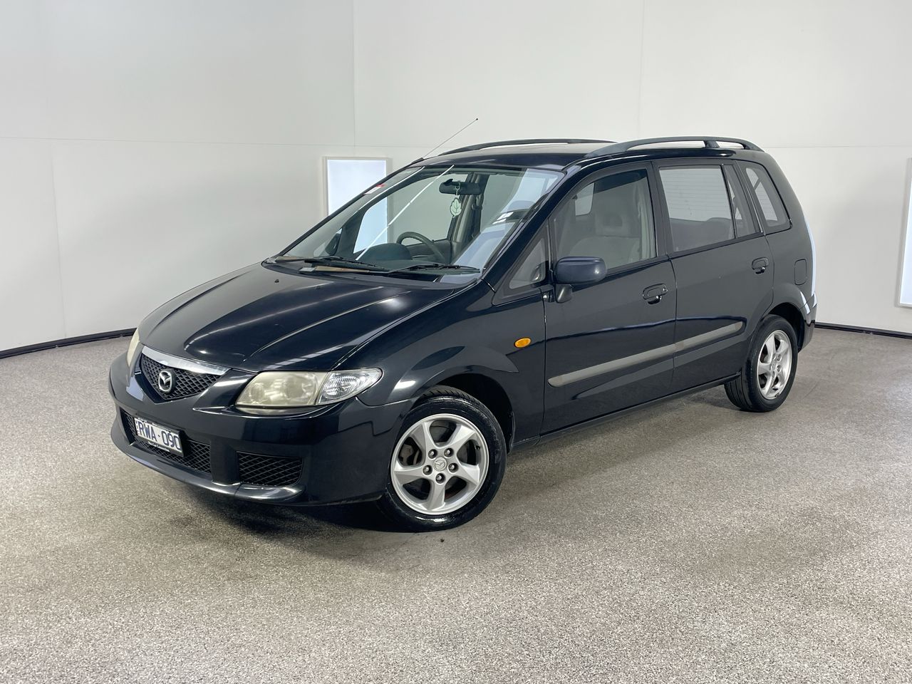 2002 Mazda Premacy Automatic Hatchback