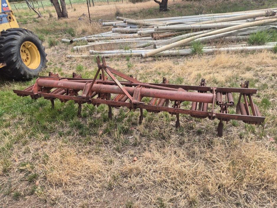 Massey Ferguson 530 Massey Ferguson Cultivator