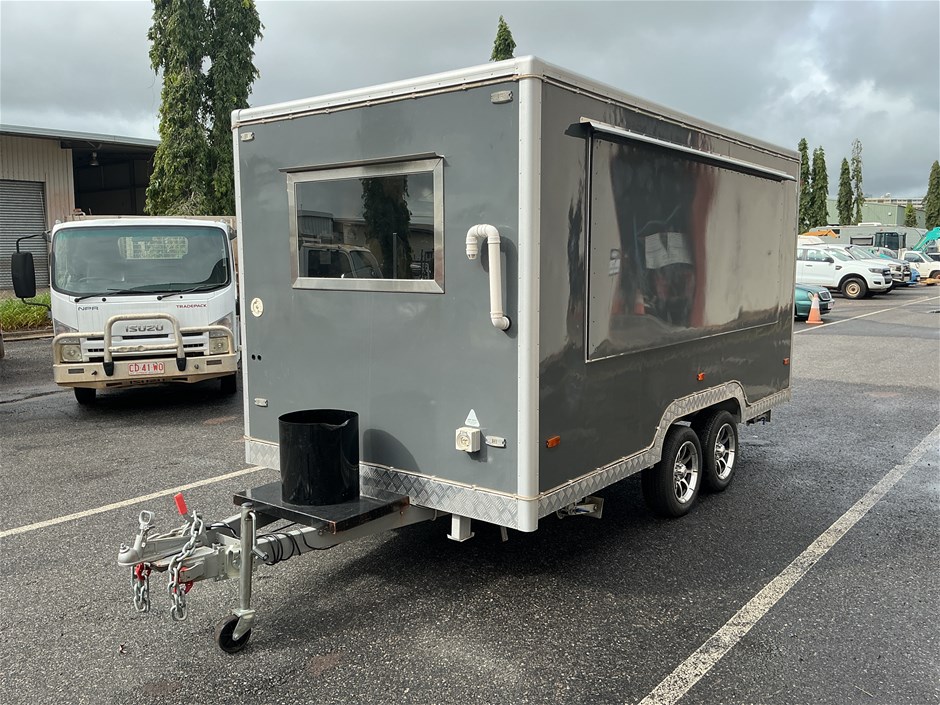 <p>2025 Henan Wecare Industry Co LTD Food Trailer Tandem Food (UNUSED) </p>
