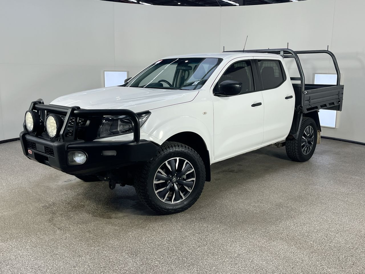 2021 Nissan Navara 4X4 SL Series 4 Turbo Diesel Manual Crew Cab Chassis