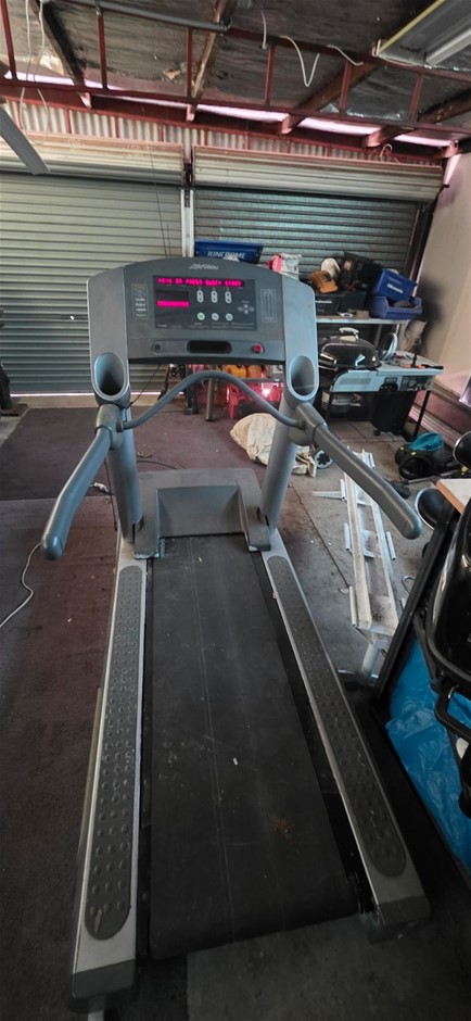 Life Fitness Walker Machine