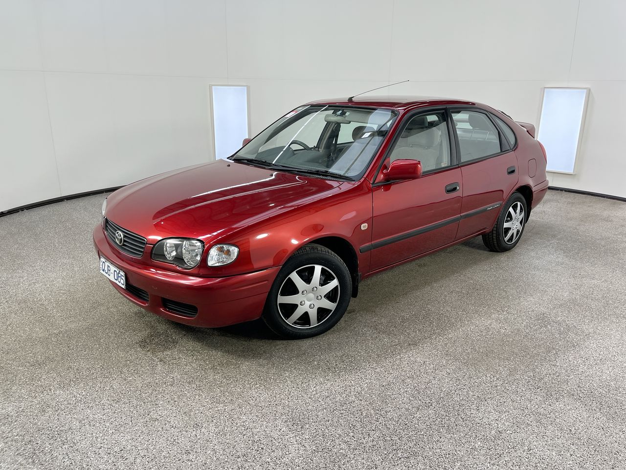 2000 Toyota Corolla Ascent AE112R Automatic Hatchback