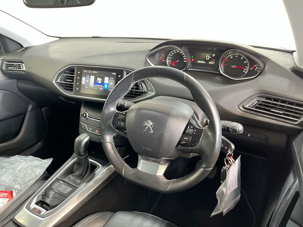 Vehicle photo