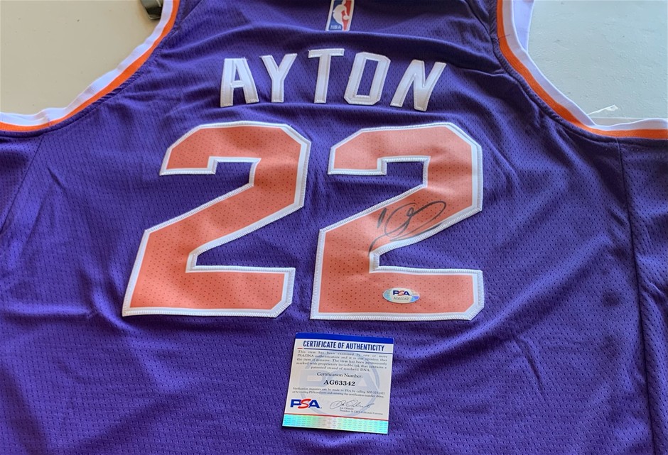 Deandre Ayton Signed Rookie Auto Jersey PSA/DNA authentication