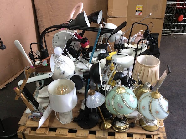 Mix Brand and Model Table Lamps/Light Fixtures