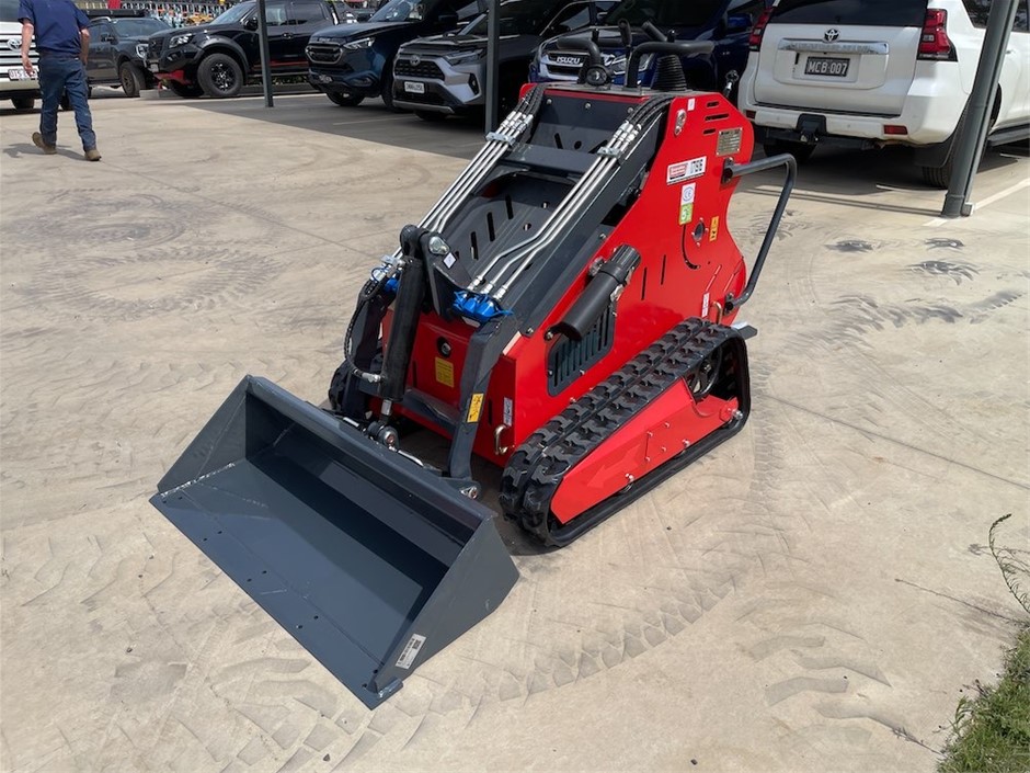 No Reserve Mini Loader & Excavator Sale -Tmba (Unused)