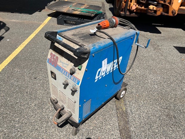 <p>Cigweld Transmig350 Mig Welder</p>