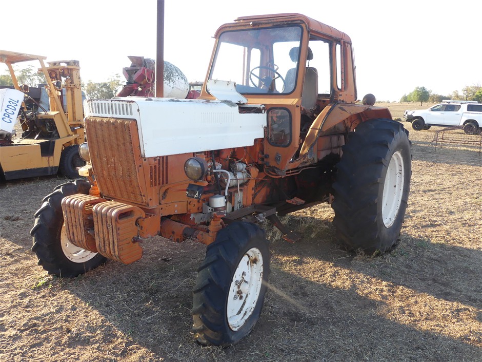 <B>Minsk Tractor Works MT3-80 Tractor</B>