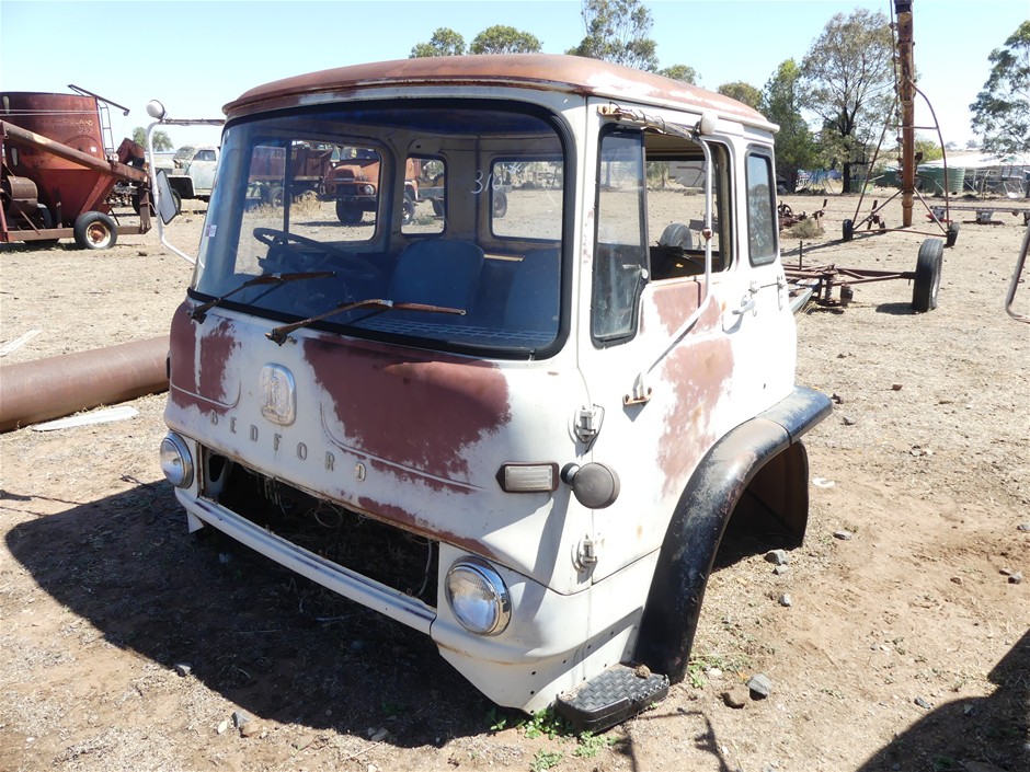 <B>Bedford Truck Cab</B>