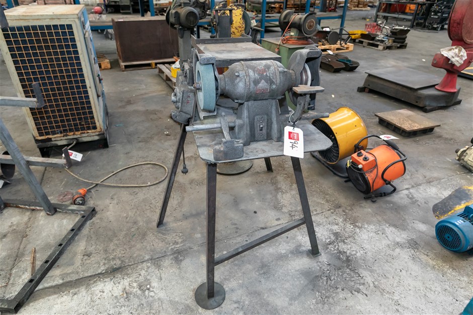 Bench Grinders (Qty 2 x Assorted)