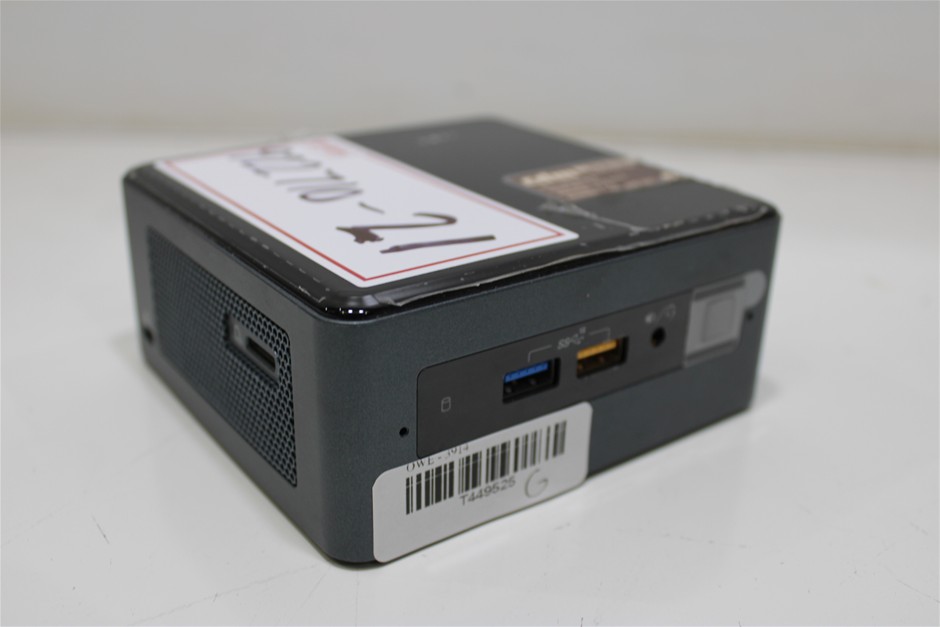 INTEL NUC8I7BEH