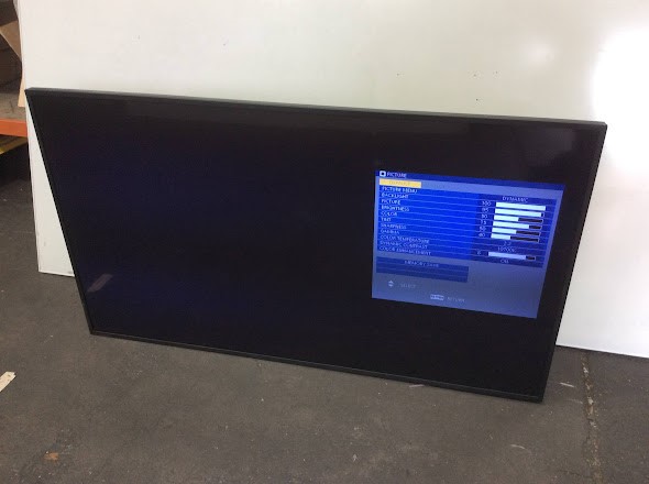 Panasonic TH-55LFE8W 55" Full HD LED Display