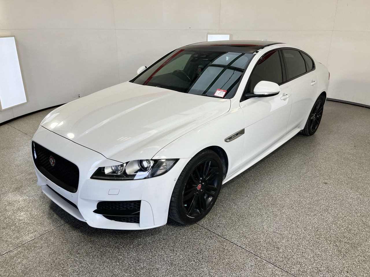 2016 Jaguar XF 25T R-SPORT Automatic - 8 Speed Sedan