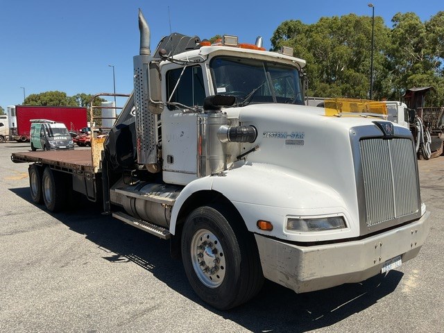 <p>1995 Western Star Curbstone 6 x 4 Crane Truck</p>