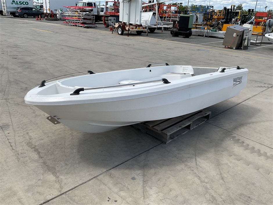2025 Smartwave SW3500 Poly Boat