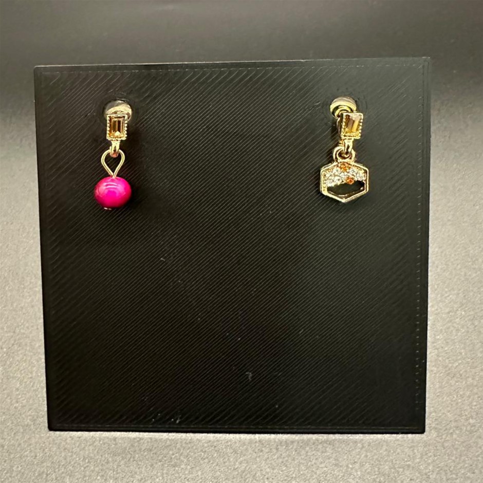 Cute Mismatched Gold Earring Set