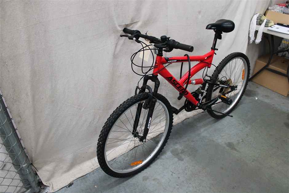Ascend 18 Speed Red Bicycle