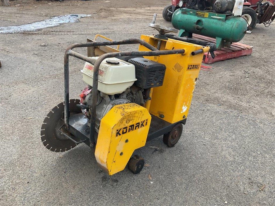 Komaki Concrete Cutter