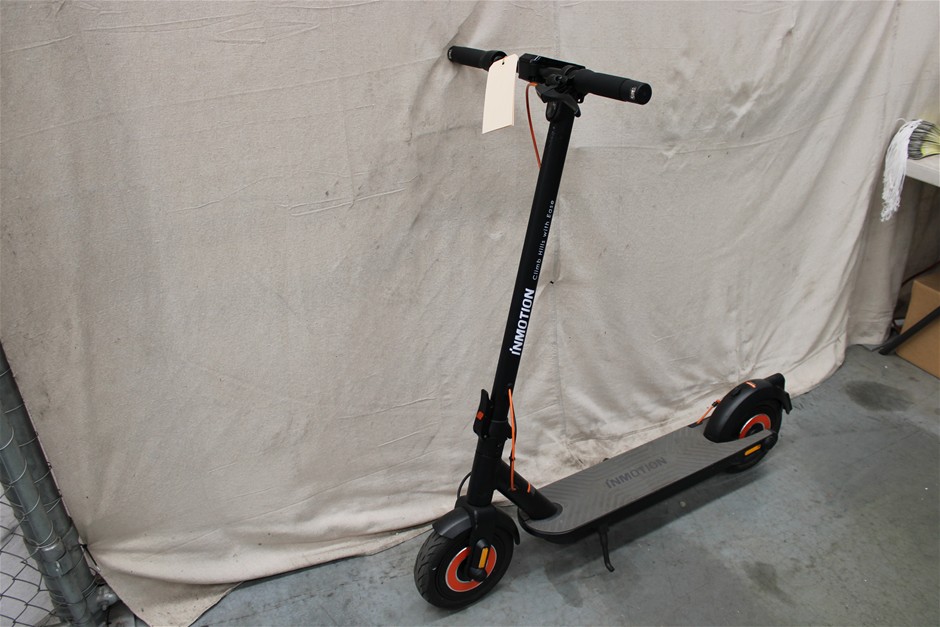Inmotion Black/Grey/Orange Scooter