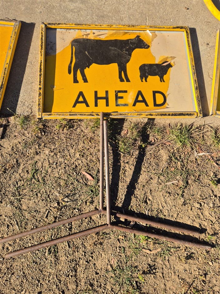 Livestock Ahead Sign