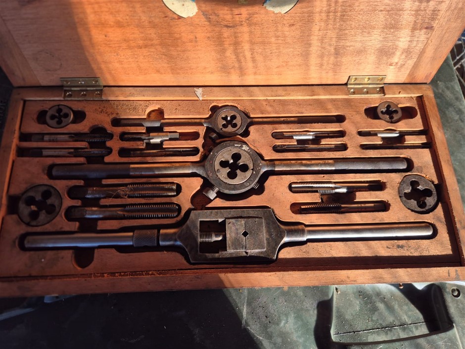 Tap & Die Set