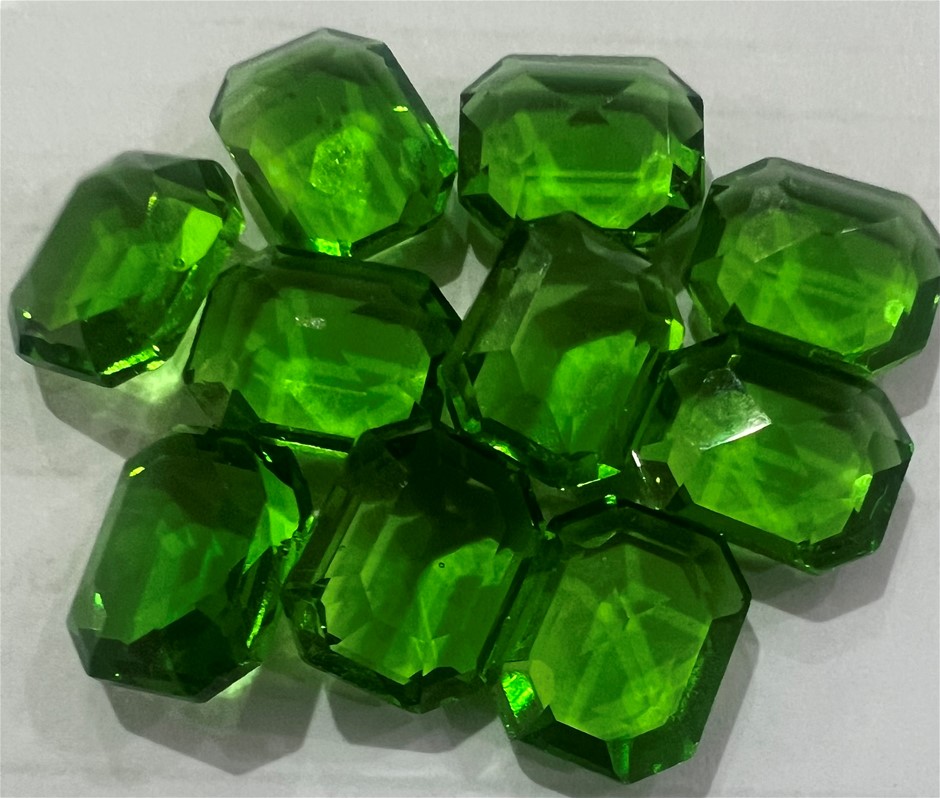 25.10 carat created green emerald