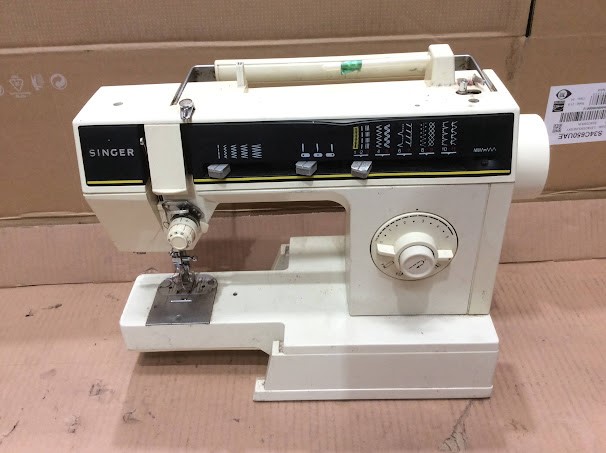 Singer 6217C Sewing Machine