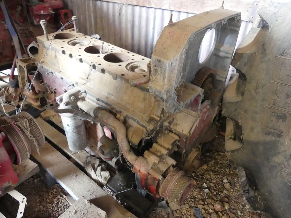 <B>Cummins Truck Engine Block</B>
