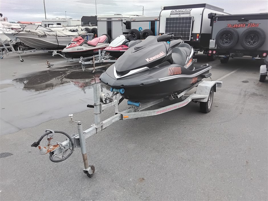 <p>2009 Kawasaki Ultra 260LX Jetski</p>