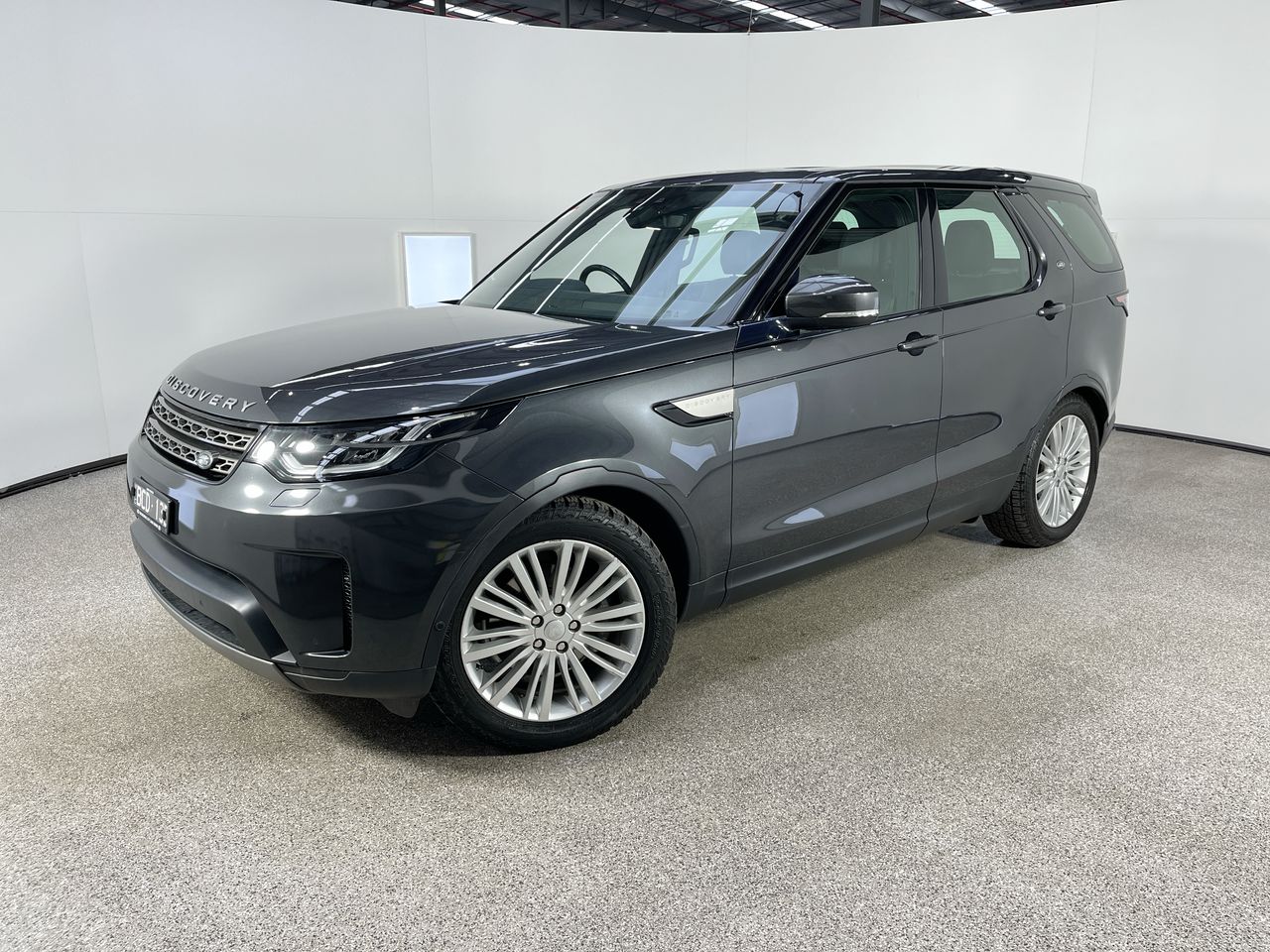 2019 Land Rover Discovery SD4 SE SERIES 5 Turbo Diesel Automatic - 8 Speed 7 Seats Wagon