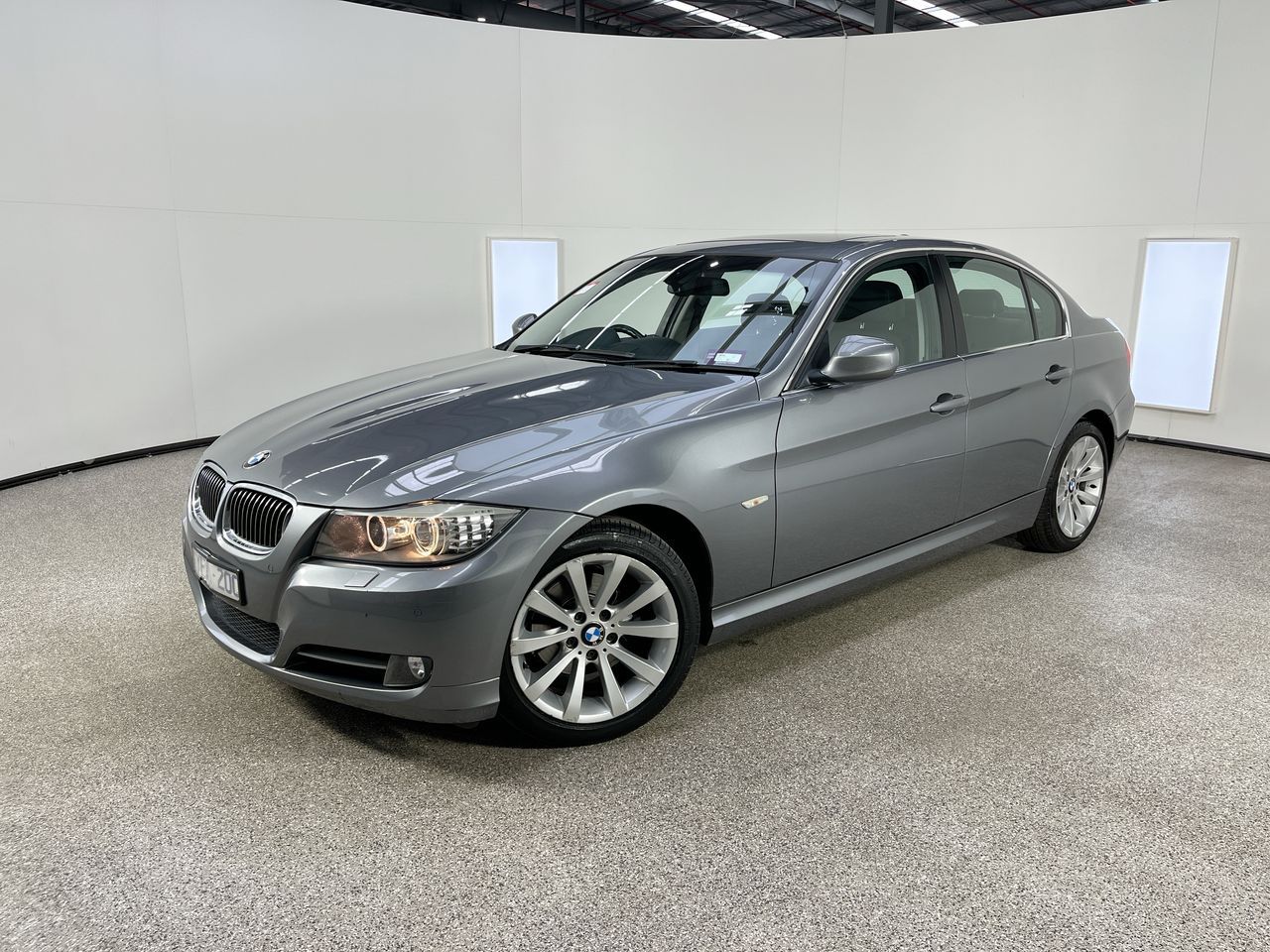 2010 BMW 3 Series 320i EXEC. E90 Automatic Sedan
