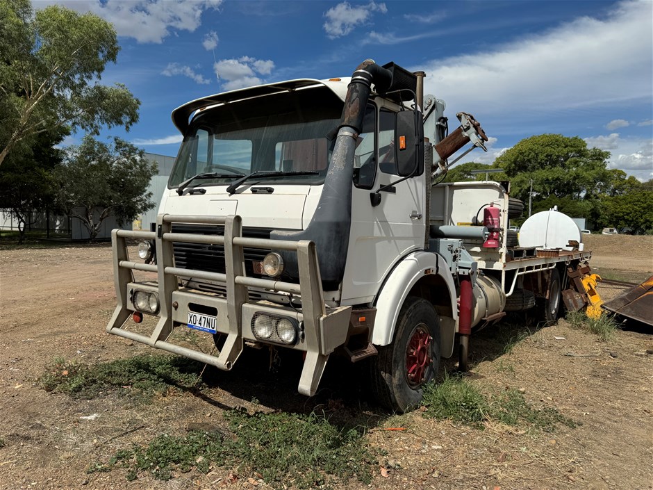 <p>1987 Mercedes-Benz 2228S/30 6 x 4 Tray Body Truck</p>