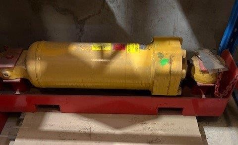 Cylinder Ripper Lift RH