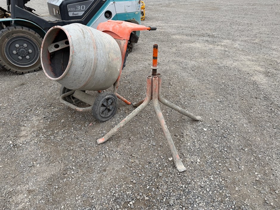 1 x MiniMix Concrete Mixer