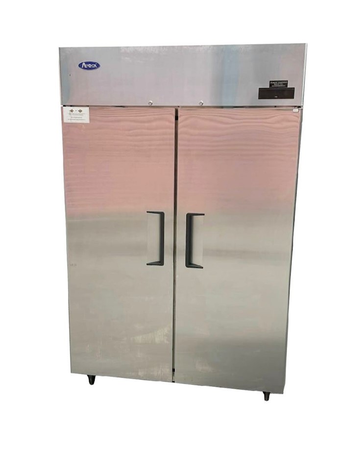 Atosa stainless steel 2 door upright storage fridge