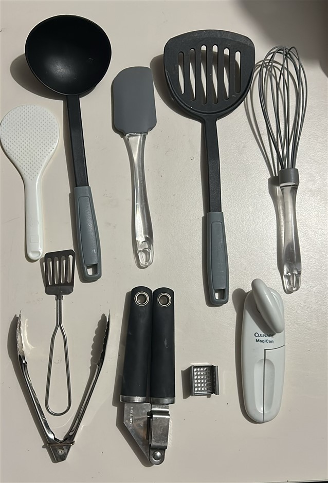Assorted Kitchen Utensils
