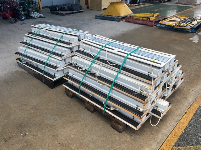 <p>Fluorescent lights 2 Pallets Of </p>