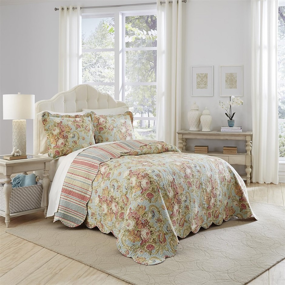 WAVERLY Spring Bling Modern Farmhouse Floral 3-Piece Reversible Quilt Beddi