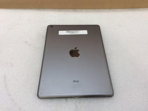 Apple iPad Air 1 (A1474) Tablet 32GB
