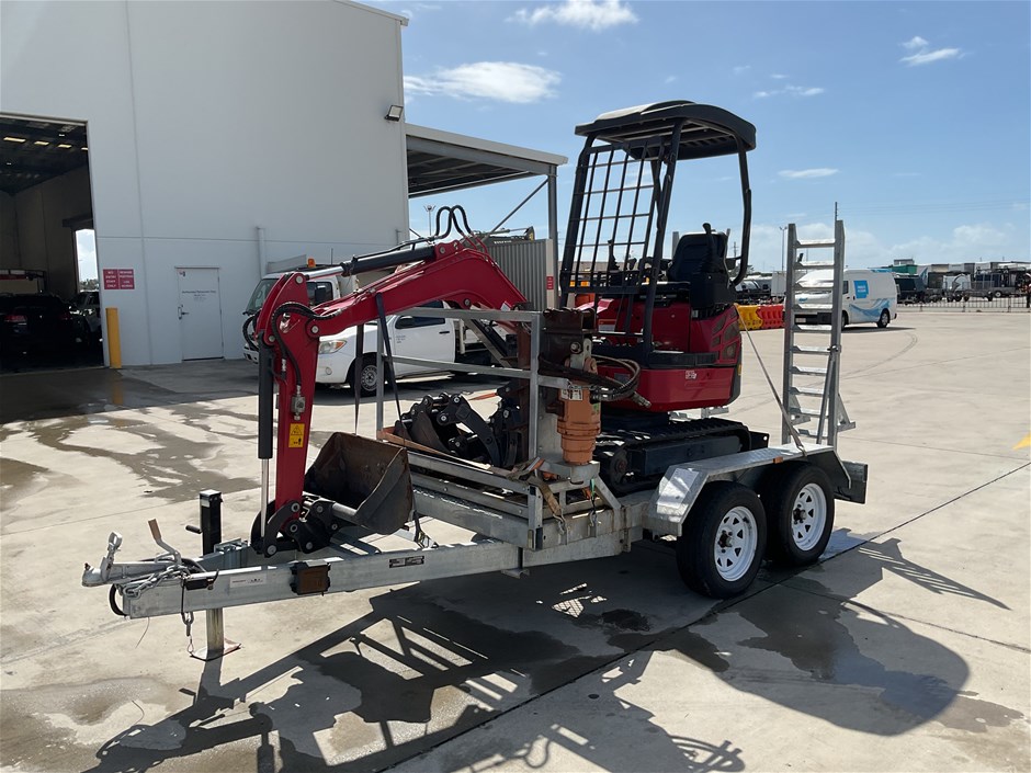 DiggerKing King 17 Mini Excavator