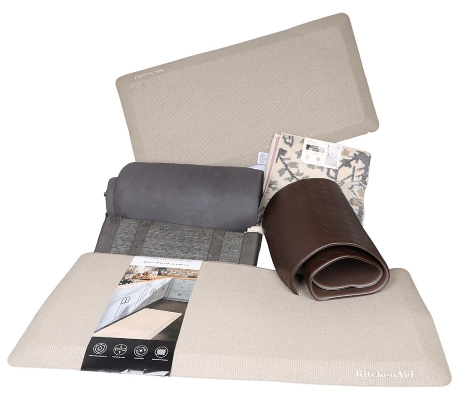 7 x Assorted Mats/Rugs, inc. SIGNATURE & KITCHENAID, And More. NB: Minor us