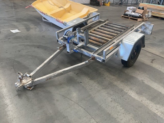 <p>Compactor Single Plant Trailer</p>