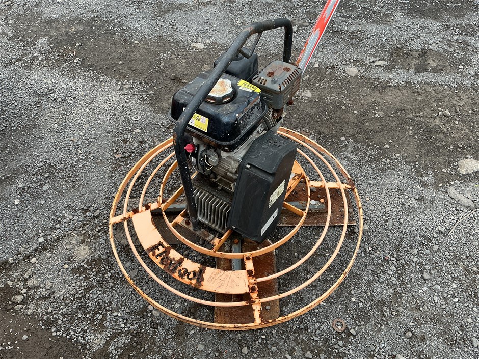 <p><strong>FLEXTOOL FT34-2 Concrete Trowel</strong></p>