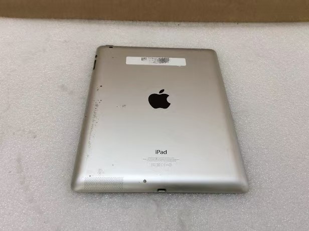 Apple iPad 4 (A1458) Tablet 32GB
